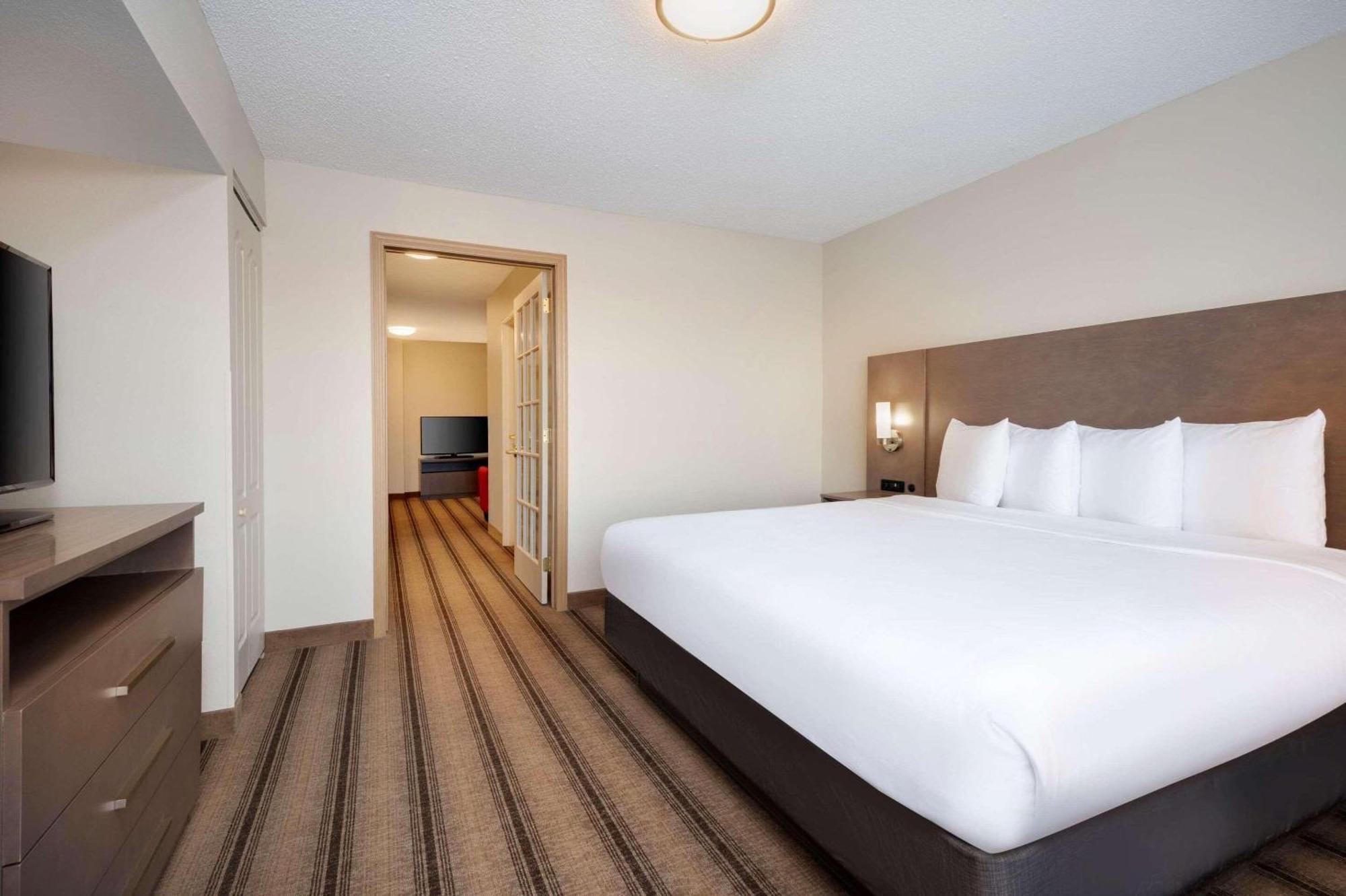 Country Inn & Suites By Radisson Albertville Near Outlet Mall Esterno foto