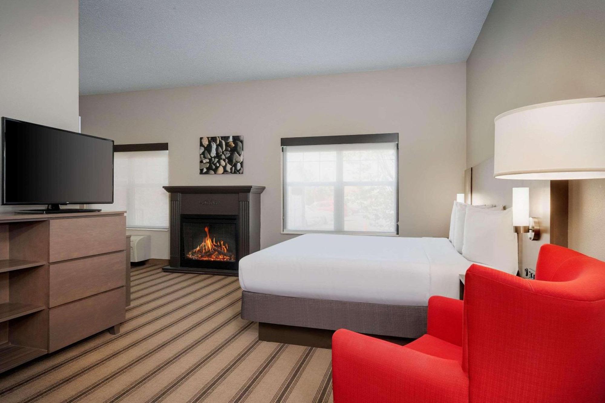 Country Inn & Suites By Radisson Albertville Near Outlet Mall Esterno foto