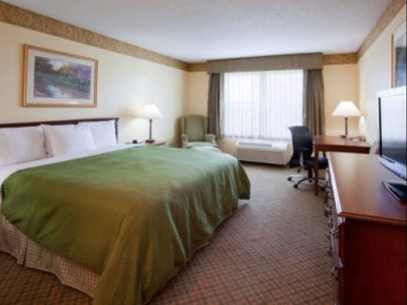 Country Inn & Suites By Radisson Albertville Near Outlet Mall Esterno foto